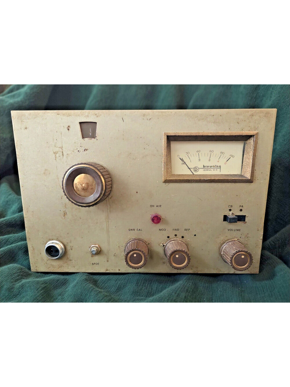 FOUR KNOBS (INCLUDING CHANNEL CHANGER) FOR BROWNING GOLDEN EAGLE TRANSMITTER CB